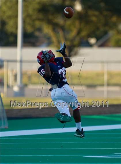 Thumbnail 1 in Alief Elsik @ Alief Taylor photogallery.