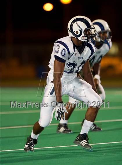 Thumbnail 2 in Alief Elsik @ Alief Taylor photogallery.