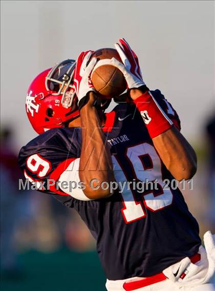 Thumbnail 2 in Alief Elsik @ Alief Taylor photogallery.