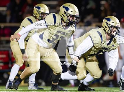 Thumbnail 2 in Paw Paw @ Niles (MHSAA Division 4 Second Round) photogallery.