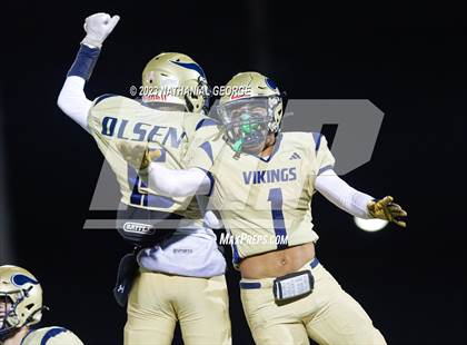 Thumbnail 3 in Paw Paw @ Niles (MHSAA Division 4 Second Round) photogallery.