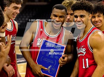 Thumbnail 1 in Omaha Westside vs. Bellevue West (Metro Tournament Final) photogallery.