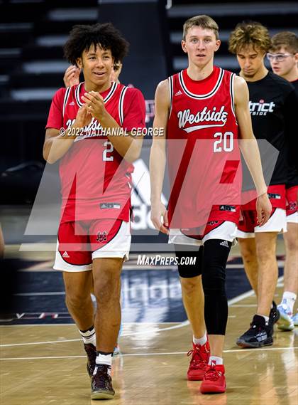 Thumbnail 1 in Omaha Westside vs. Bellevue West (Metro Tournament Final) photogallery.