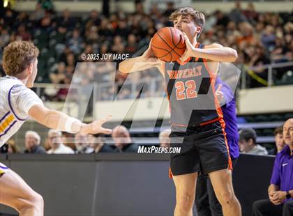 Thumbnail 1 in Unioto vs Waverly (OHSAA D4 District Final) photogallery.