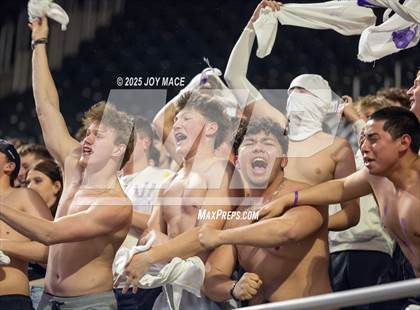 Thumbnail 1 in Unioto vs Waverly (OHSAA D4 District Final) photogallery.