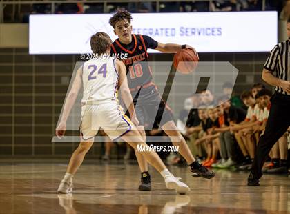 Thumbnail 2 in Unioto vs Waverly (OHSAA D4 District Final) photogallery.