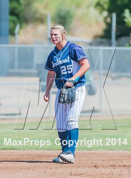 Thumbnail 3 in San Benito vs. Carlmont (CIF CCS D1 Final) photogallery.