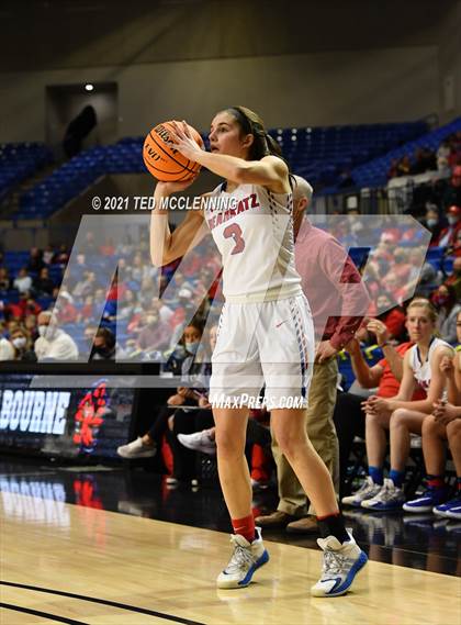 Thumbnail 1 in Melbourne vs. Salem (AAA 2A Final) photogallery.