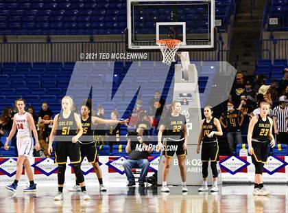 Thumbnail 2 in Melbourne vs. Salem (AAA 2A Final) photogallery.