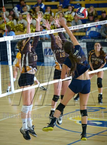 Thumbnail 2 in Parker vs. Menlo (CIF State D4 Final) photogallery.