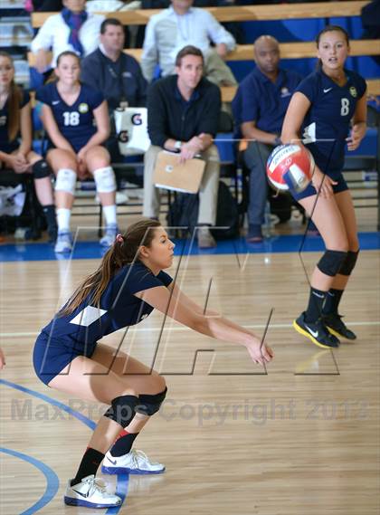 Thumbnail 3 in Parker vs. Menlo (CIF State D4 Final) photogallery.