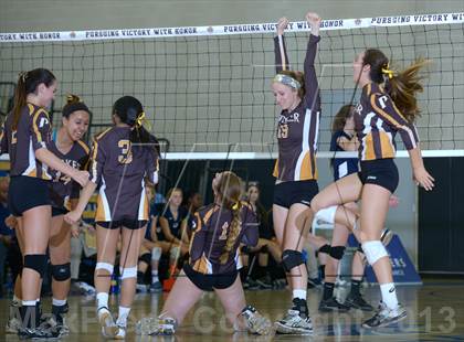 Thumbnail 1 in Parker vs. Menlo (CIF State D4 Final) photogallery.