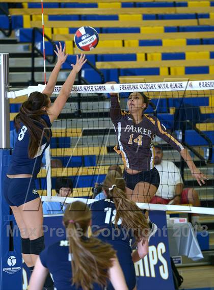 Thumbnail 3 in Parker vs. Menlo (CIF State D4 Final) photogallery.