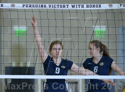Thumbnail 1 in Parker vs. Menlo (CIF State D4 Final) photogallery.