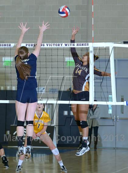 Thumbnail 2 in Parker vs. Menlo (CIF State D4 Final) photogallery.