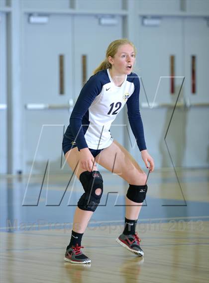 Thumbnail 1 in Parker vs. Menlo (CIF State D4 Final) photogallery.