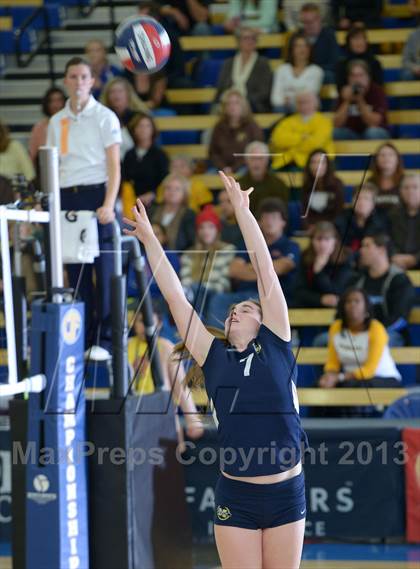 Thumbnail 3 in Parker vs. Menlo (CIF State D4 Final) photogallery.