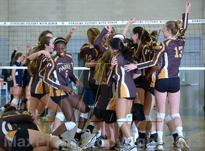 Thumbnail 2 in Parker vs. Menlo (CIF State D4 Final) photogallery.