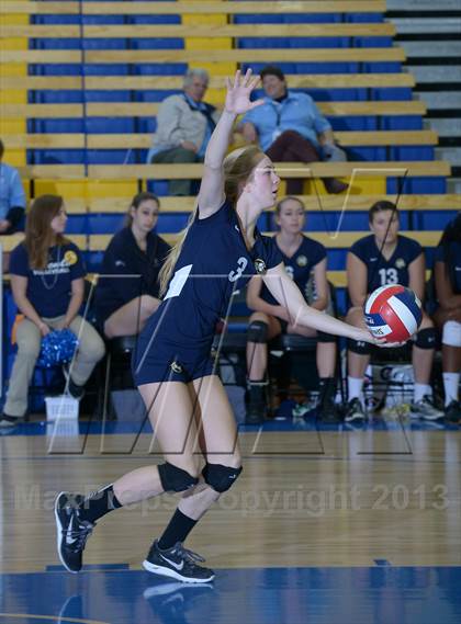 Thumbnail 2 in Parker vs. Menlo (CIF State D4 Final) photogallery.