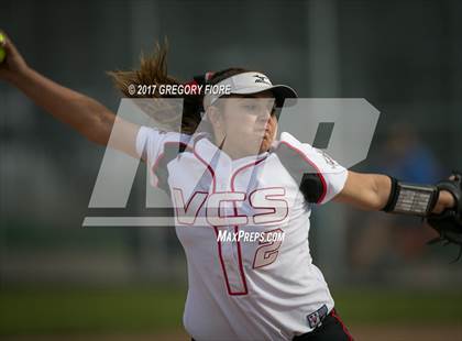 Thumbnail 1 in Village Christian vs. Fillmore photogallery.