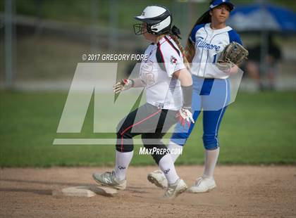 Thumbnail 1 in Village Christian vs. Fillmore photogallery.