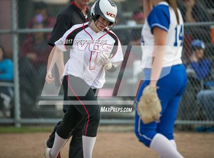 Thumbnail 1 in Village Christian vs. Fillmore photogallery.