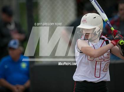 Thumbnail 1 in Village Christian vs. Fillmore photogallery.