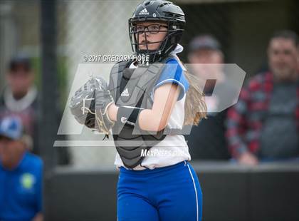 Thumbnail 1 in Village Christian vs. Fillmore photogallery.