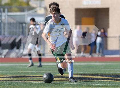 Thumbnail 2 in Patrick Henry vs. Escondido (CIF San Diego Section D3 Final) photogallery.