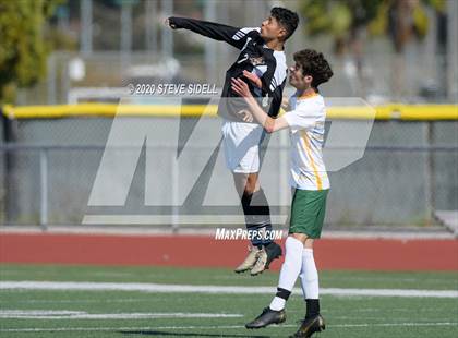 Thumbnail 1 in Patrick Henry vs. Escondido (CIF San Diego Section D3 Final) photogallery.