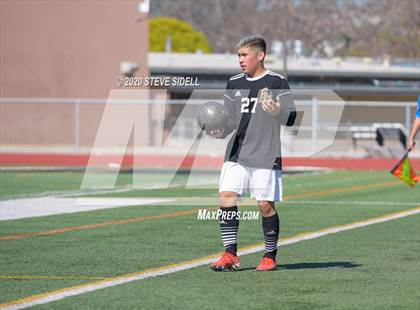 Thumbnail 2 in Patrick Henry vs. Escondido (CIF San Diego Section D3 Final) photogallery.
