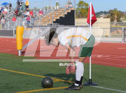 Thumbnail 2 in Patrick Henry vs. Escondido (CIF San Diego Section D3 Final) photogallery.