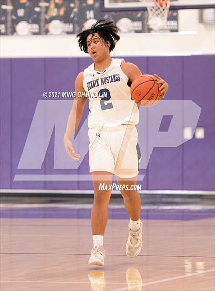 Thumbnail 2 in Trabuco Hills vs. Huntington Beach (Mariko Memorial Classic) photogallery.