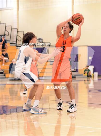 Thumbnail 2 in Trabuco Hills vs. Huntington Beach (Mariko Memorial Classic) photogallery.