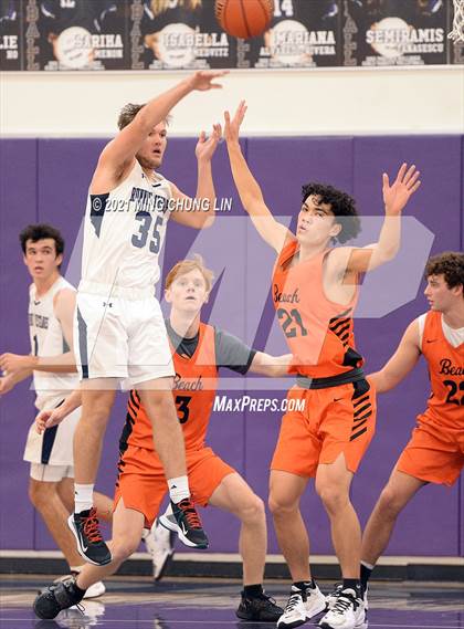 Thumbnail 3 in Trabuco Hills vs. Huntington Beach (Mariko Memorial Classic) photogallery.