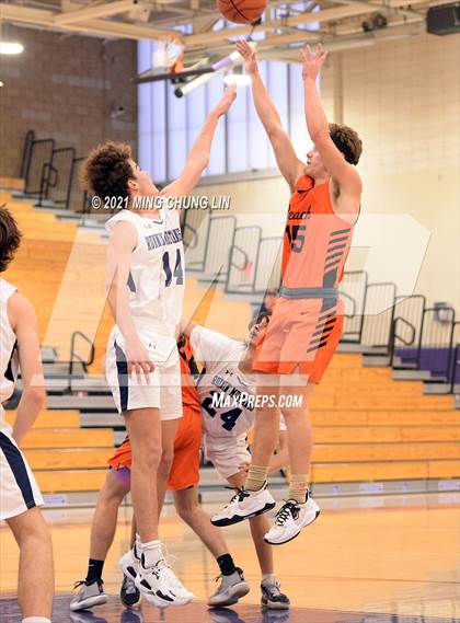 Thumbnail 1 in Trabuco Hills vs. Huntington Beach (Mariko Memorial Classic) photogallery.
