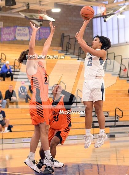 Thumbnail 1 in Trabuco Hills vs. Huntington Beach (Mariko Memorial Classic) photogallery.