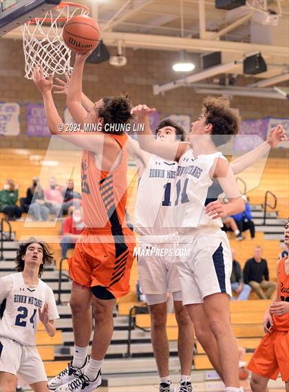 Thumbnail 2 in Trabuco Hills vs. Huntington Beach (Mariko Memorial Classic) photogallery.