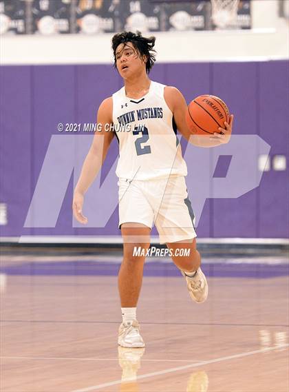 Thumbnail 3 in Trabuco Hills vs. Huntington Beach (Mariko Memorial Classic) photogallery.