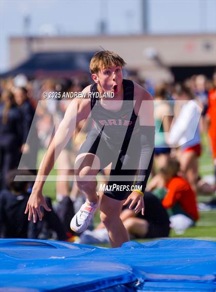 Thumbnail 1 in Huskie Twilight (High & Triple Jump) photogallery.