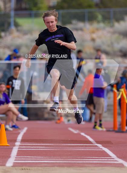 Thumbnail 1 in Huskie Twilight (High & Triple Jump) photogallery.