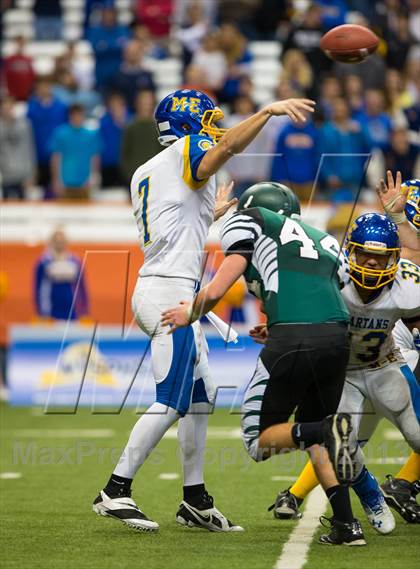 Thumbnail 1 in Schalmont vs. Maine-Endwell (NYSPHSAA Class B Final) photogallery.