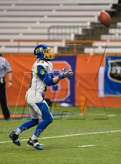 Thumbnail 1 in Schalmont vs. Maine-Endwell (NYSPHSAA Class B Final) photogallery.