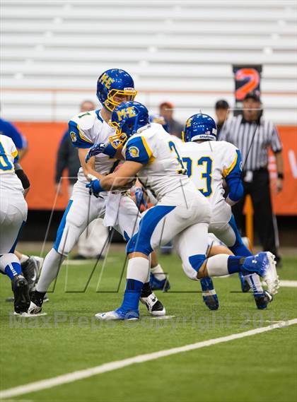 Thumbnail 2 in Schalmont vs. Maine-Endwell (NYSPHSAA Class B Final) photogallery.