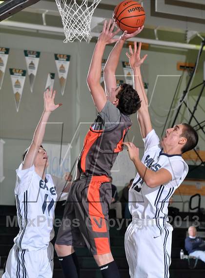Thumbnail 2 in Vacaville vs. Vista del Lago (Ram Jam Winter Classic) photogallery.