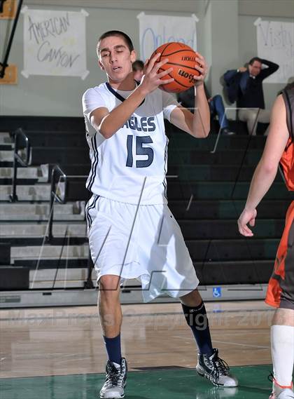 Thumbnail 1 in Vacaville vs. Vista del Lago (Ram Jam Winter Classic) photogallery.
