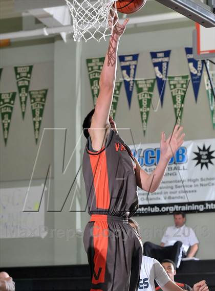 Thumbnail 2 in Vacaville vs. Vista del Lago (Ram Jam Winter Classic) photogallery.