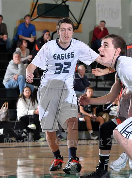Thumbnail 2 in Vacaville vs. Vista del Lago (Ram Jam Winter Classic) photogallery.