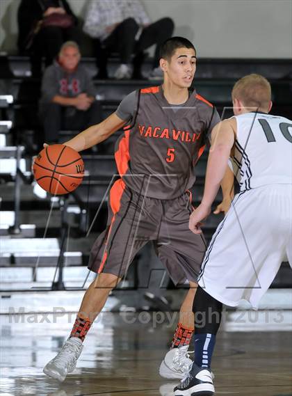 Thumbnail 1 in Vacaville vs. Vista del Lago (Ram Jam Winter Classic) photogallery.