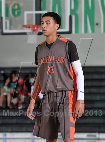 Thumbnail 3 in Vacaville vs. Vista del Lago (Ram Jam Winter Classic) photogallery.